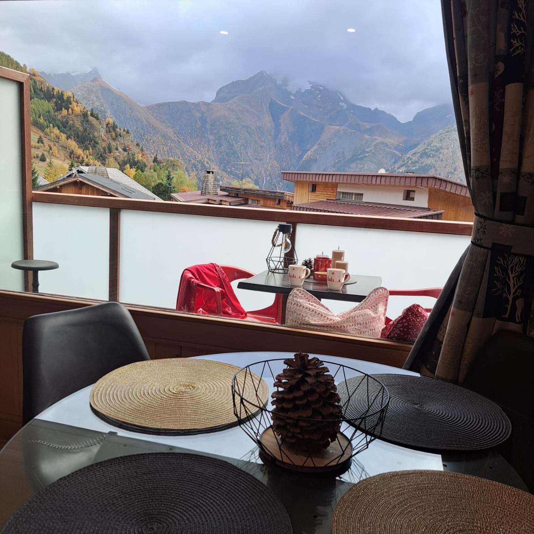 Studio 2 Alpes Style Chalet Au Pied De Telesiege Du Diable Лес дьо Алпс Екстериор снимка